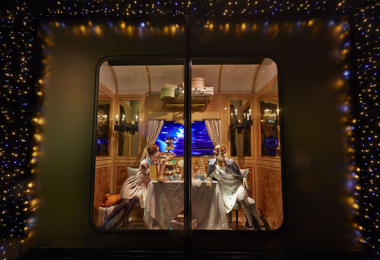 “Harrods特快列车”圣诞节橱窗设计