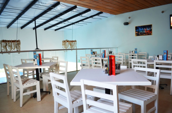 墨西哥梅里达Muelle Kay 海鲜餐厅空间设计