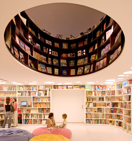 LIVRARIA DA VILA书店空间设计